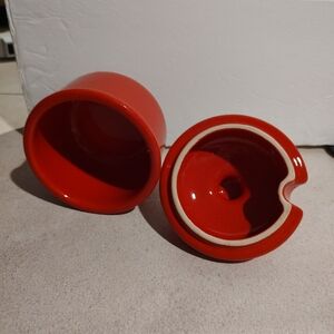 WAECHTERSBACH WEST GERMANY SOLID COLOUR RED Retired Pattern 1992 sugar bowl/lid